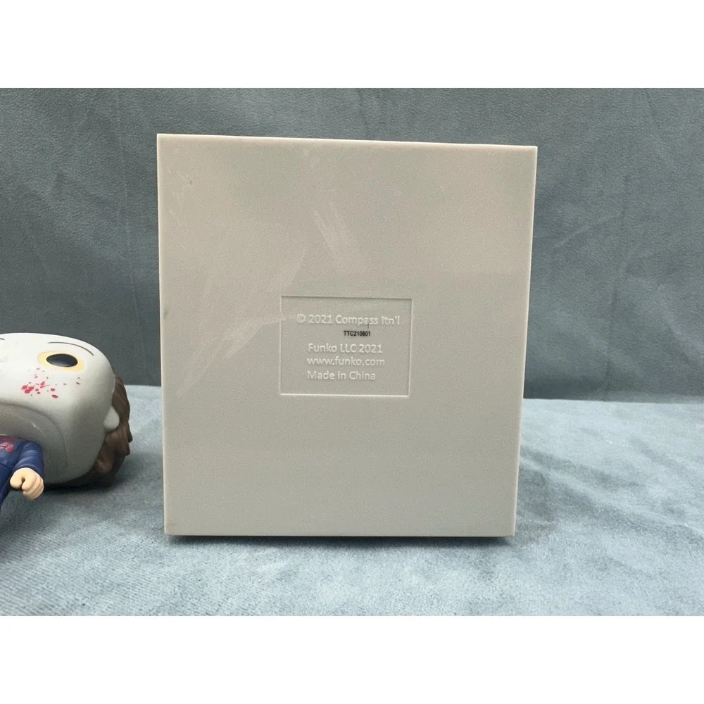 Funko Pop Town Michael Myers with Myers House Spirit Halloween 25 LOOSE